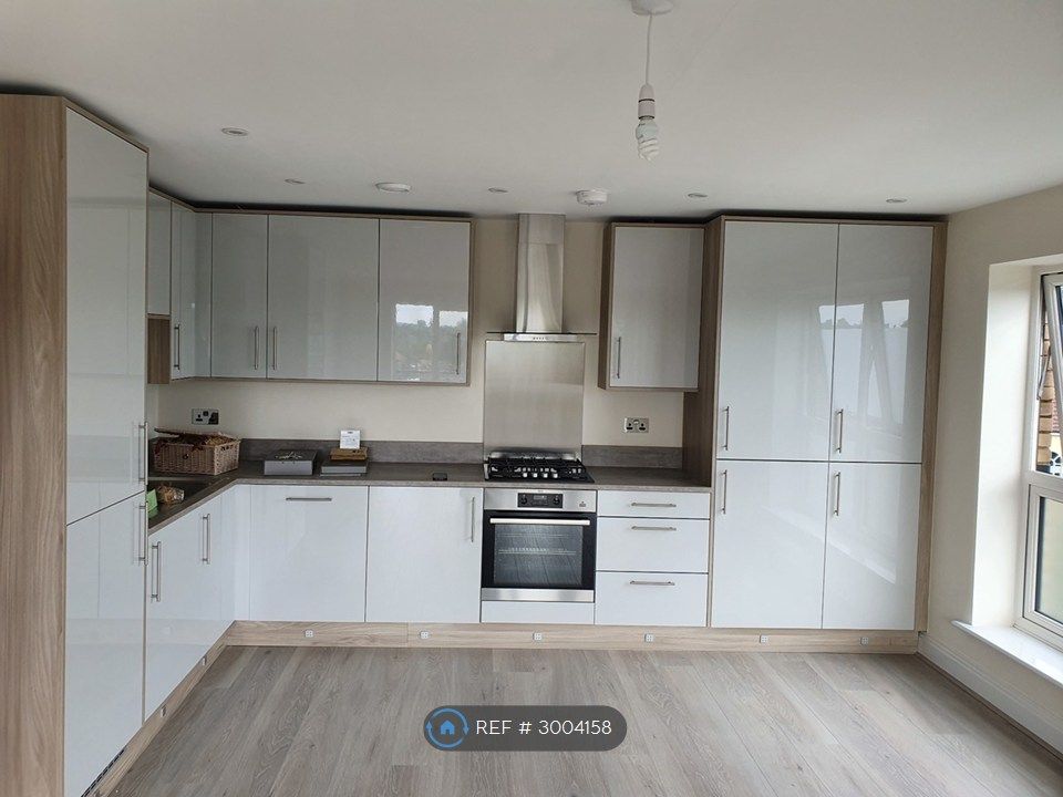 Property photo 3 of 17 Open Plan Kitchen