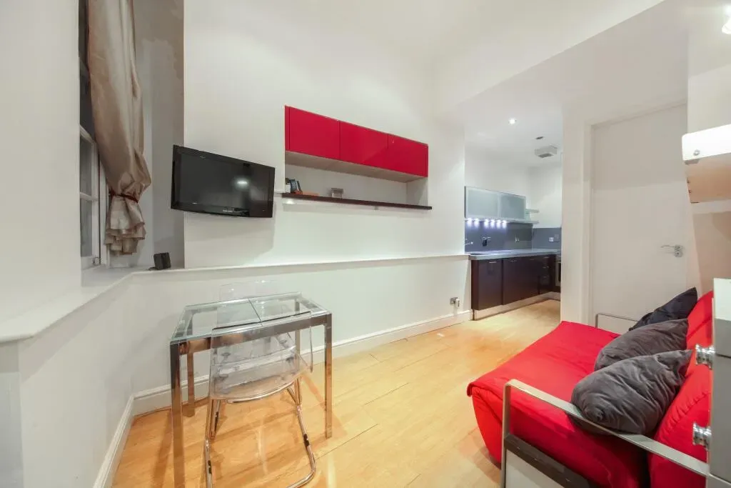 Property photo 1 of 5