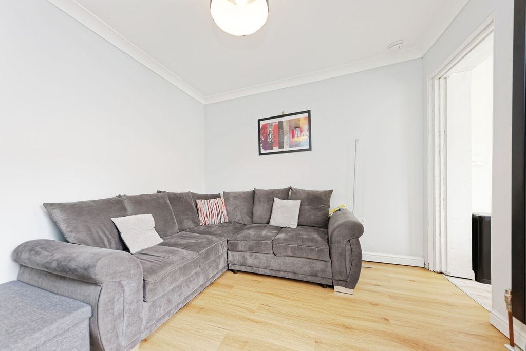 Property photo 2 of 14 Photo
