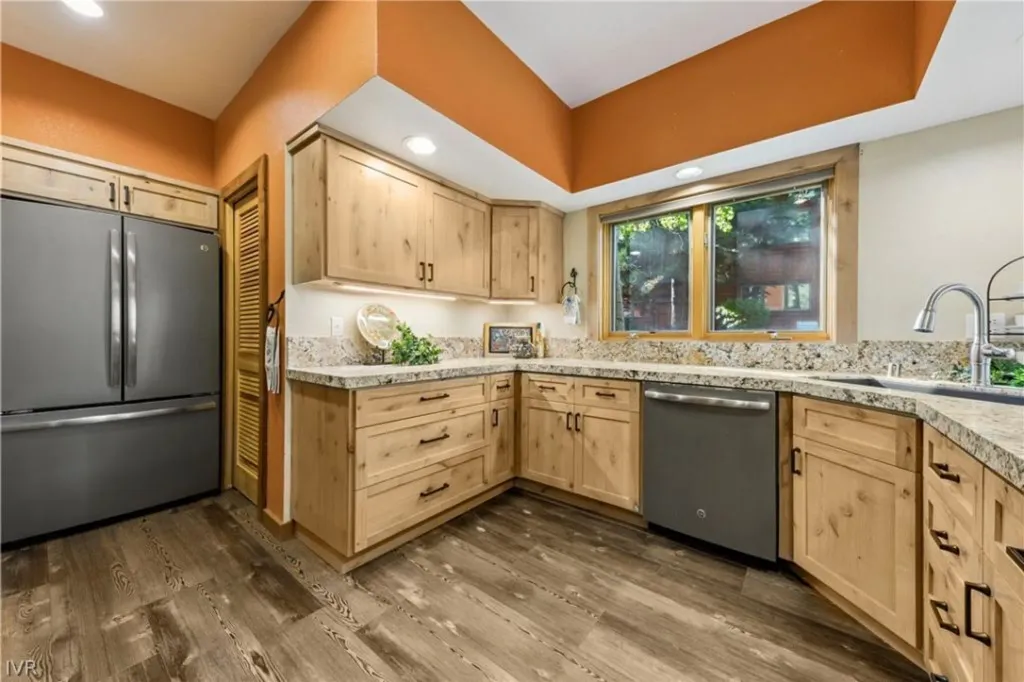 Property photo 3 of 12 <Alttext/>