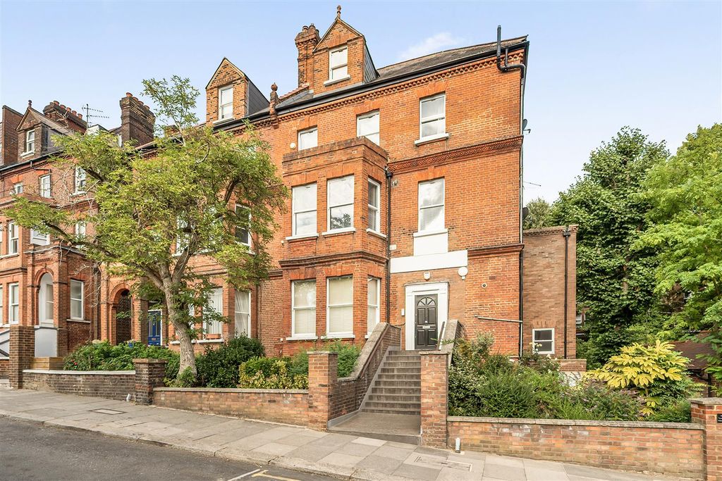 Property photo 1 of 10