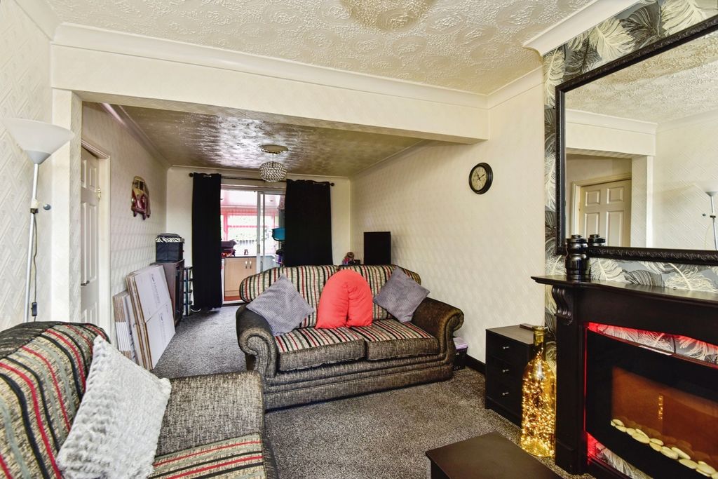 Property photo 3 of 20 Pbox-Img.Jpg