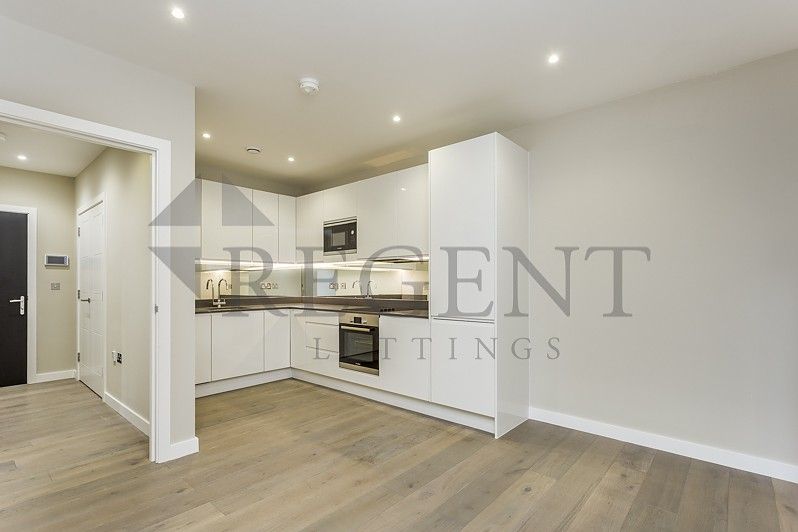 Property photo 3 of 6 Kitchen