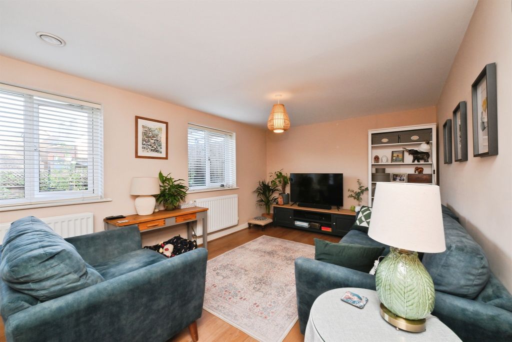 Property photo 2 of 15