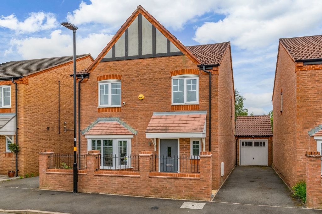 Property photo 1 of 18 Picture No. 05