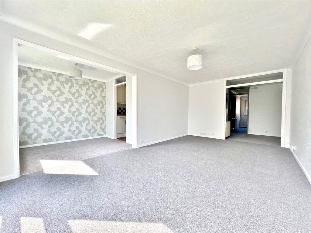 Property photo 2 of 12 Picture No. 05