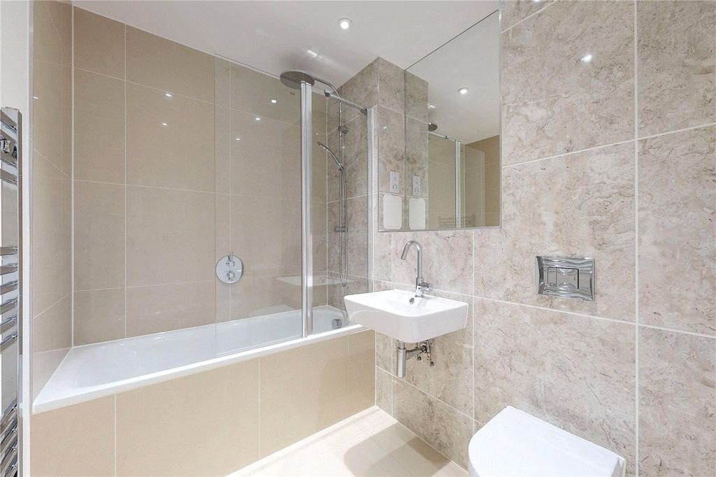 Additional image 6 of 2 bed flat for saleCity View Point E14