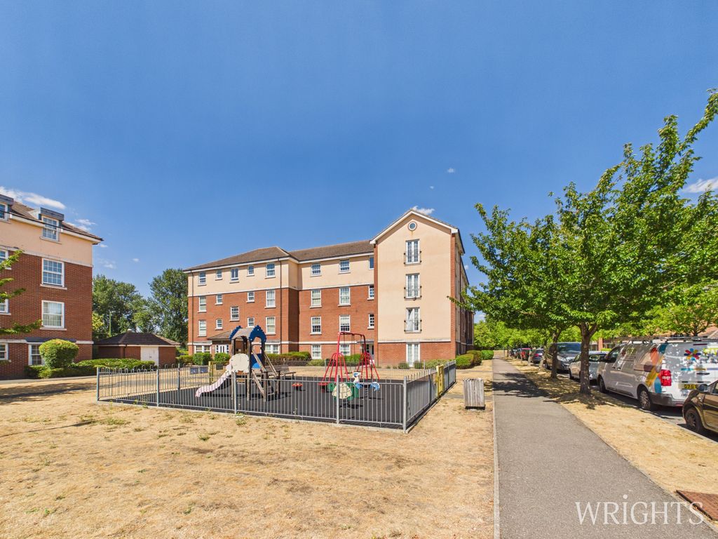 Property photo 1 of 15 Cam05659G0-Pr0192-Still001