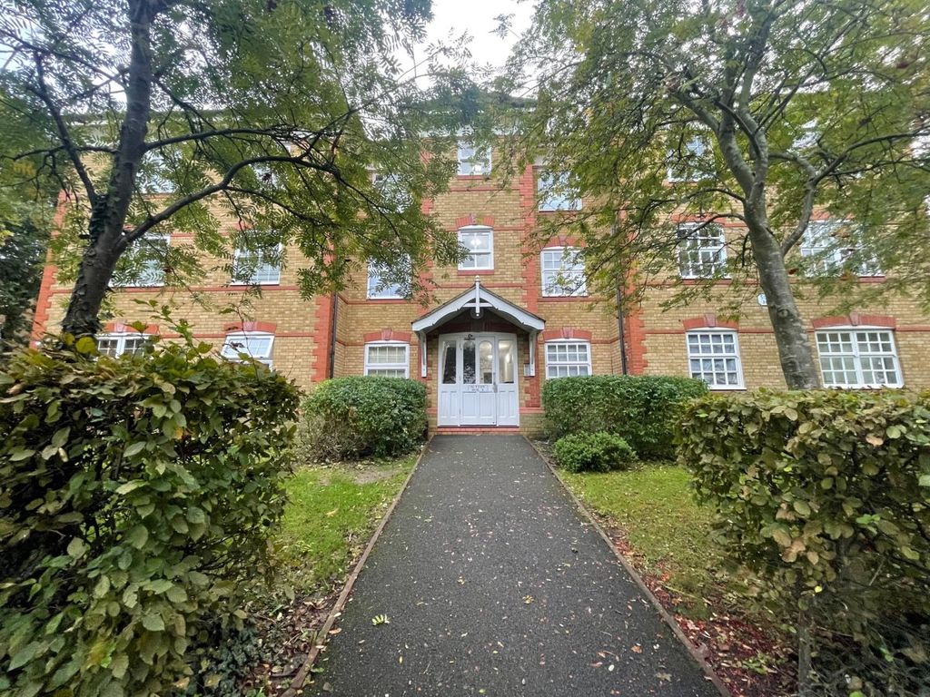 Property photo 1 of 9