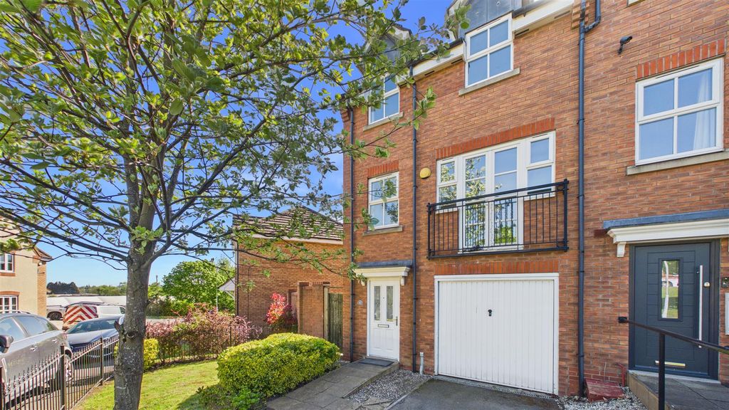 Property photo 1 of 22 Cam05101G0-Pr0161-Still034.Jpg