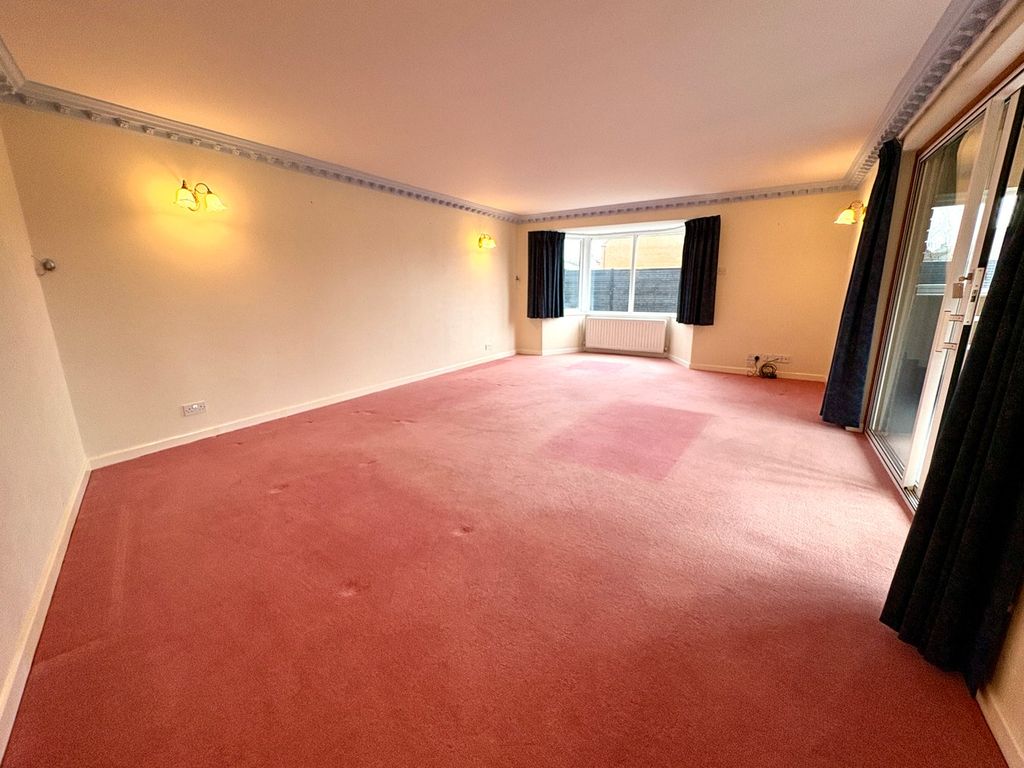 Property photo 3 of 24