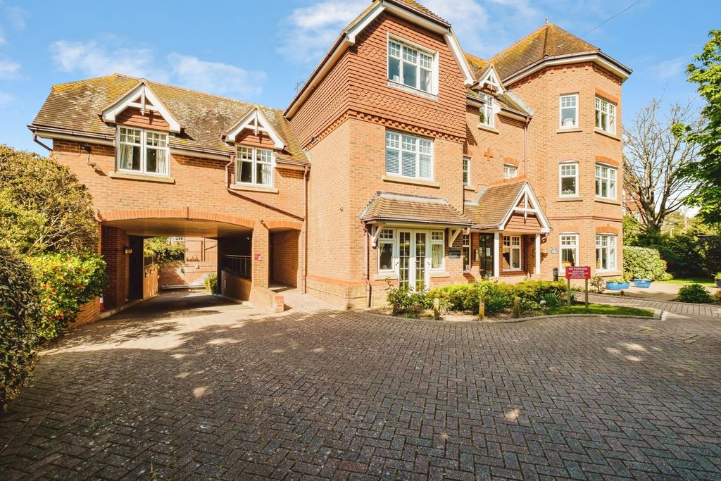 Property photo 1 of 18 Pbox-Img.Jpg