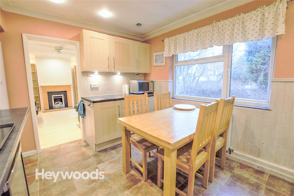 Property photo 2 of 10 Wlut0K8Perng8Ypsjvmveuzsdb8