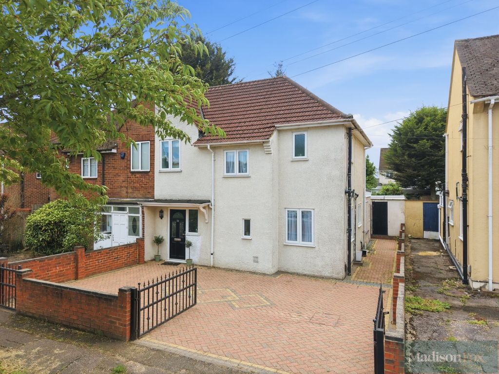 Property photo 1 of 27 Picture No. 02