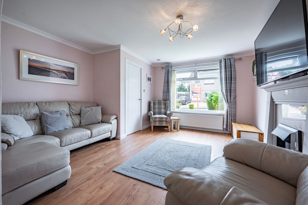 Property photo 3 of 45