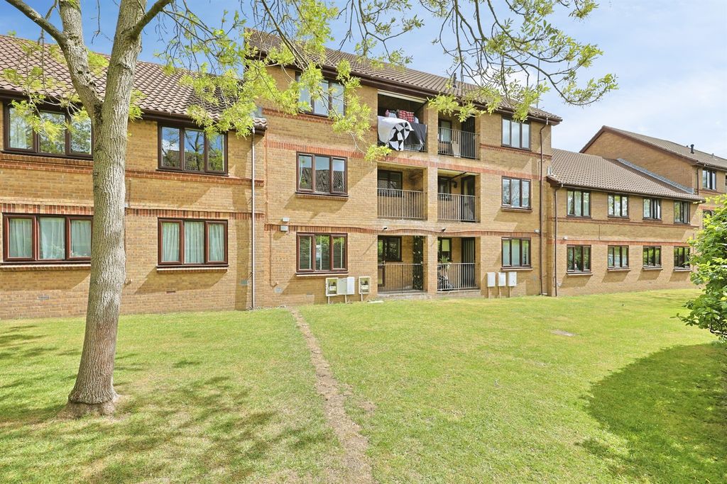 Property photo 1 of 10