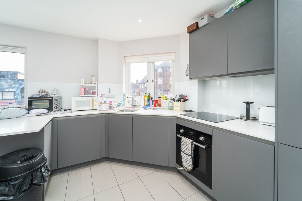 Property photo 3 of 9 Ndb09462-Edit