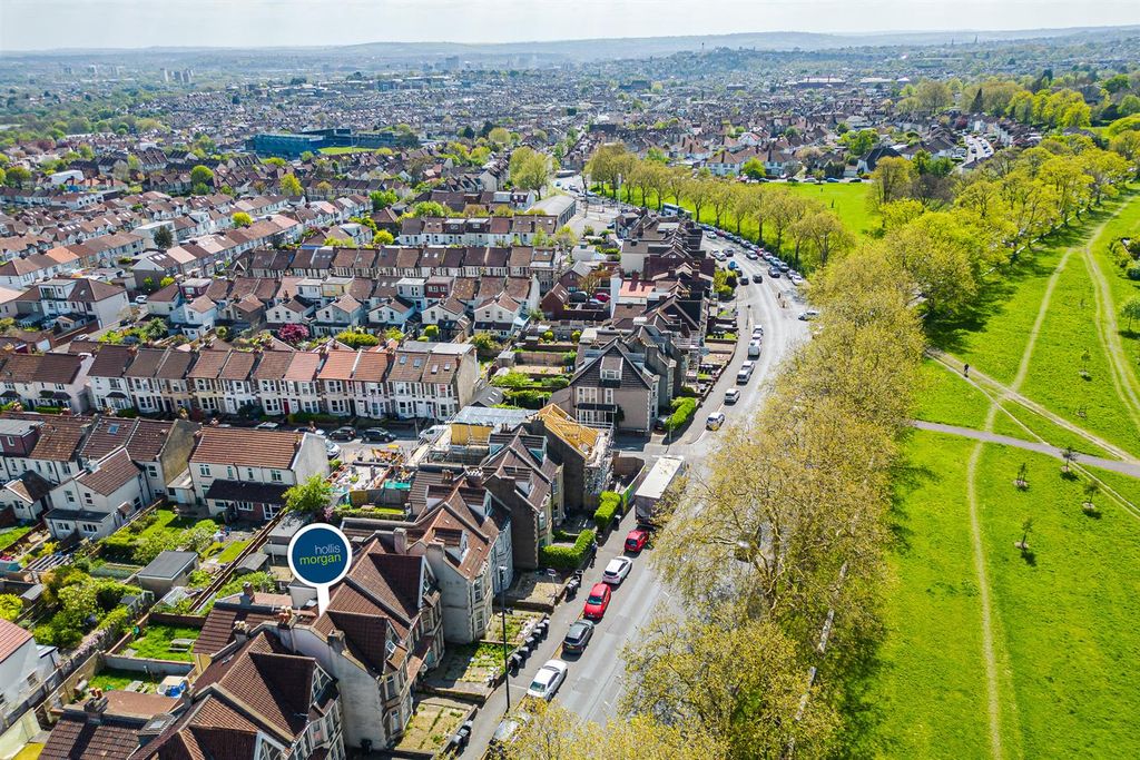 Property photo 2 of 35 615 Gloucester Road, Horfield, Bristol Bs7 0Bj | F