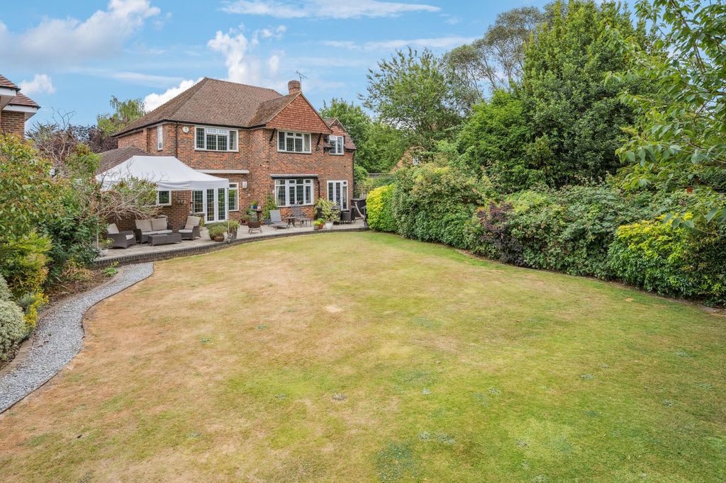 Property photo 1 of 36