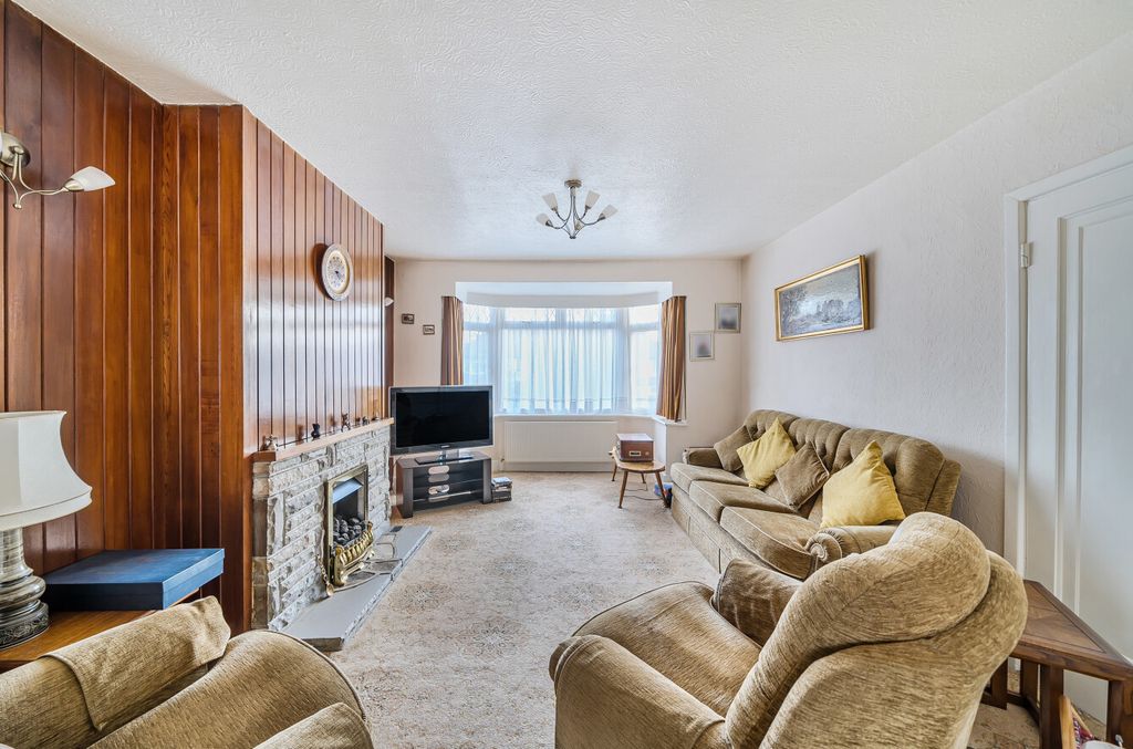 Property photo 2 of 19 1372404-3-68Ffa54...