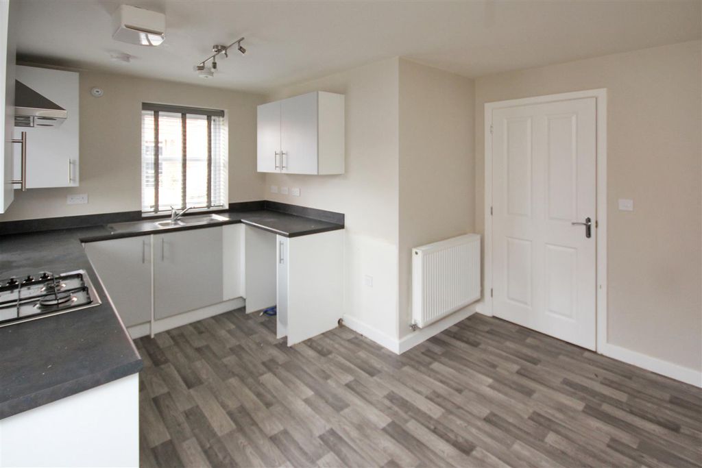 Property photo 3 of 11 Kitchen Dining.Jpg