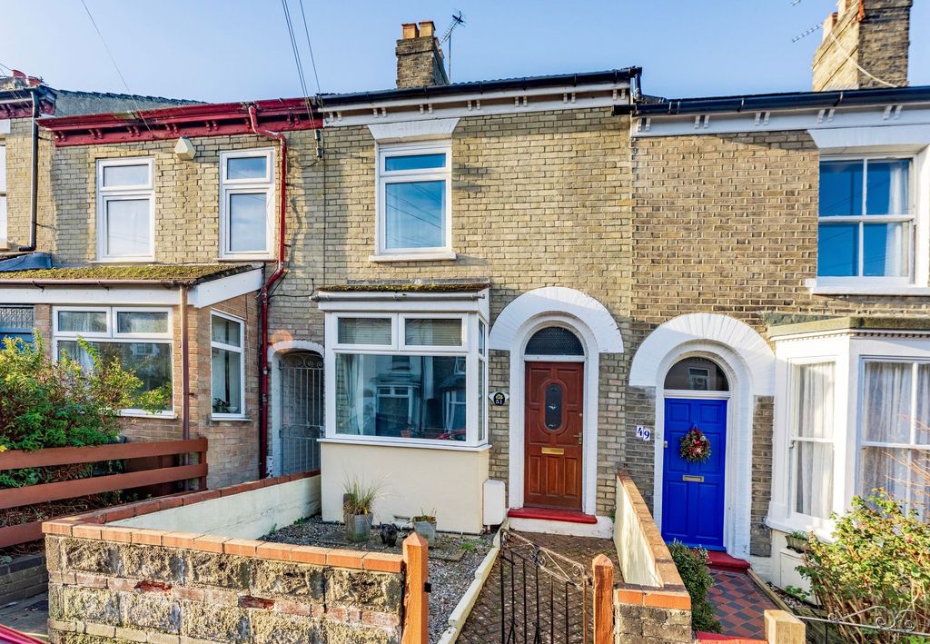 Property photo 1 of 24