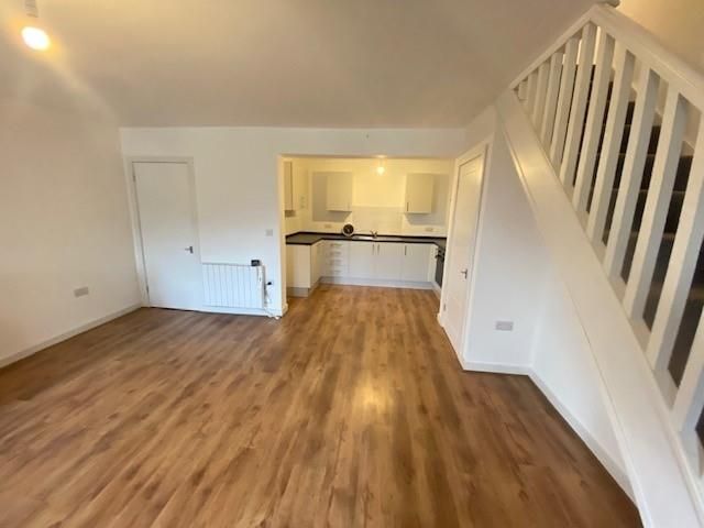 Property photo 1 of 11 Chard7.Jpg