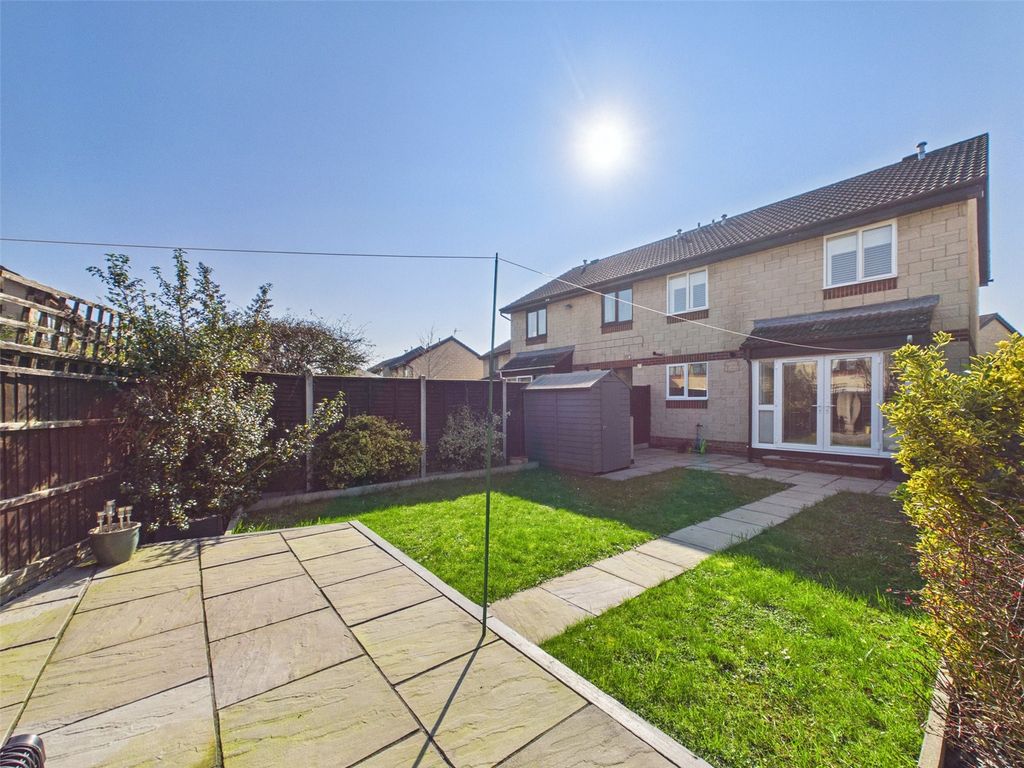 Property photo 2 of 16 Picture No. 20