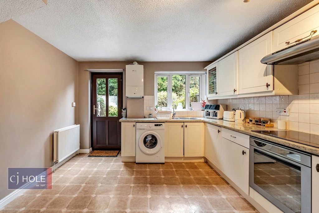 Property photo 2 of 10 Picture No. 06