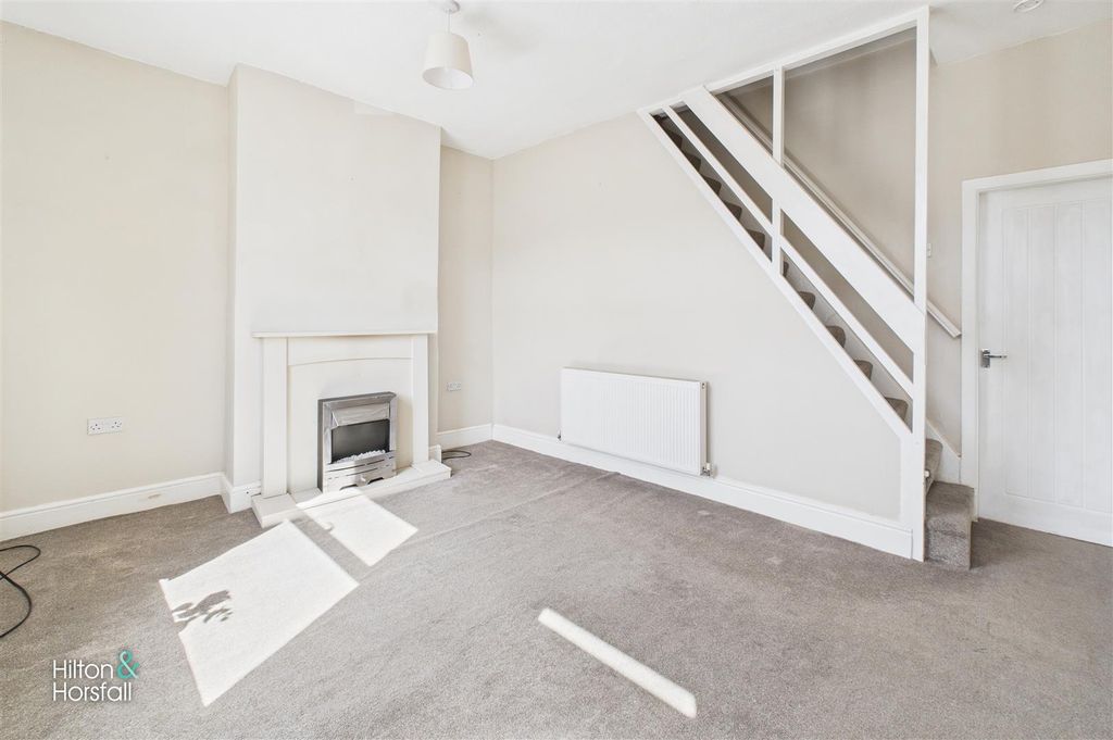 Property photo 3 of 10 Duckworth Street