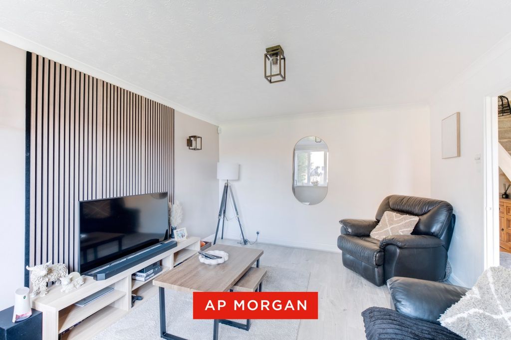 Property photo 3 of 20 Picture No. 05