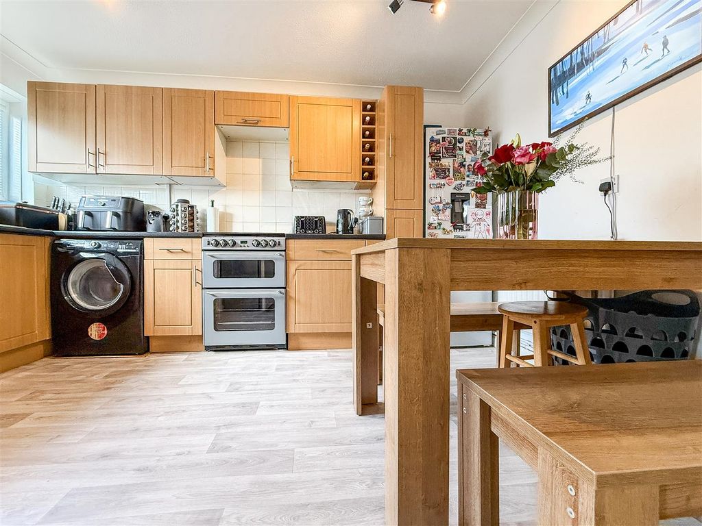 Property photo 2 of 17 Img_9023.Jpeg