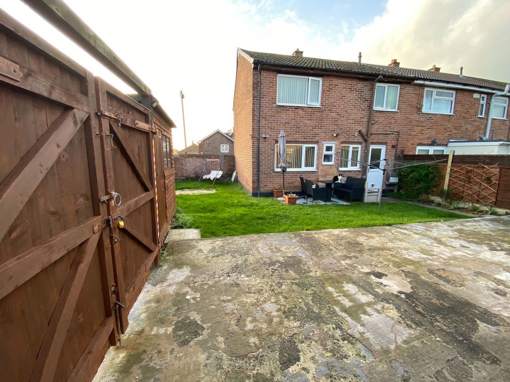 Property photo 2 of 23