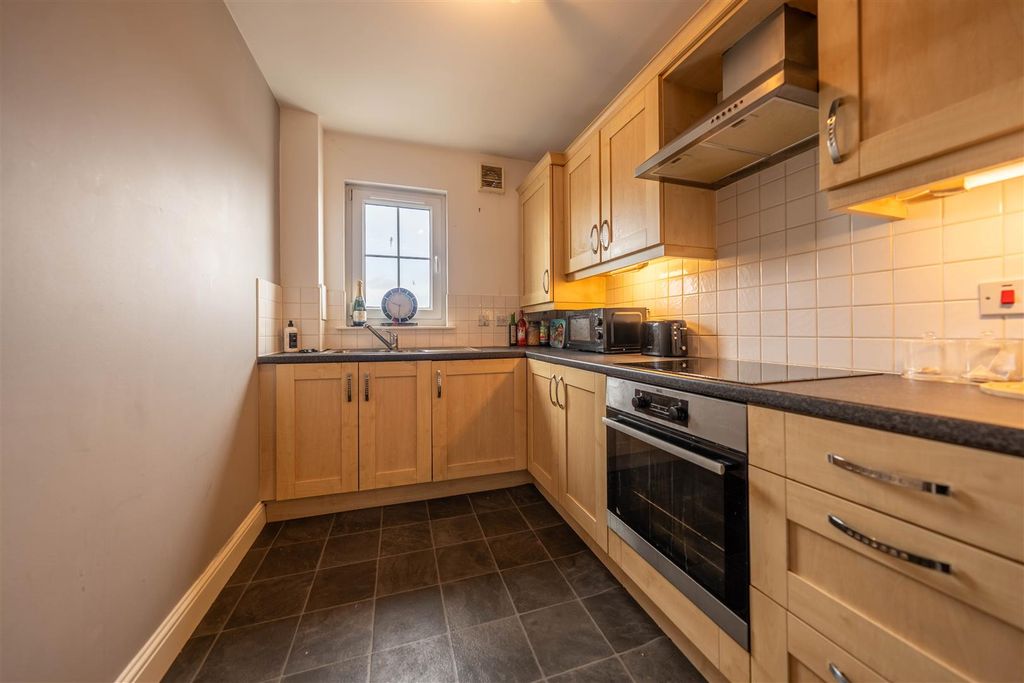 Additional image 9 of 2 bed flat for saleCroft Park, Perth PH2