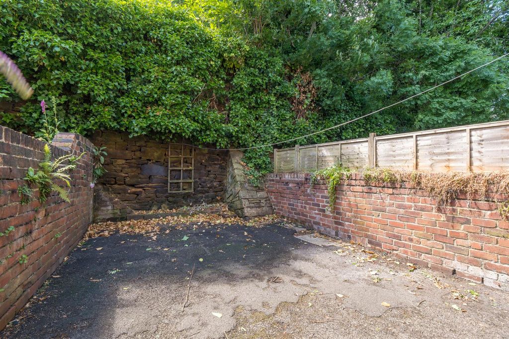 Property photo 2 of 22 Untitled (2 Of 11).Jpg