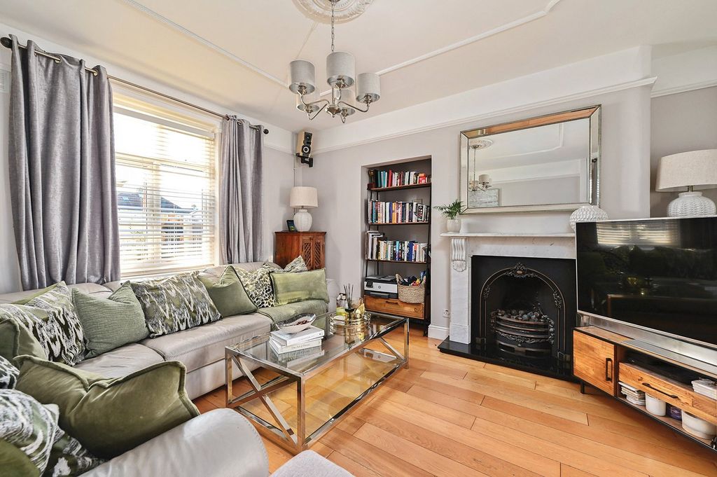 Property photo 2 of 17 Picture No. 06