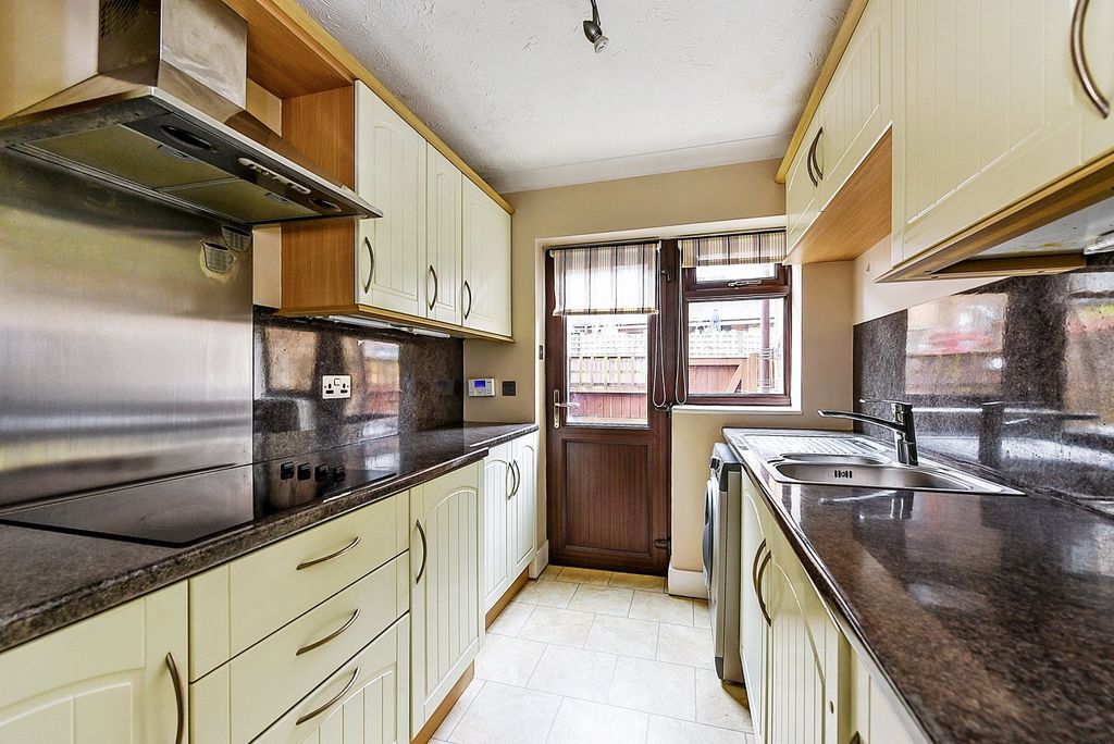Property photo 2 of 12 Picture No. 03