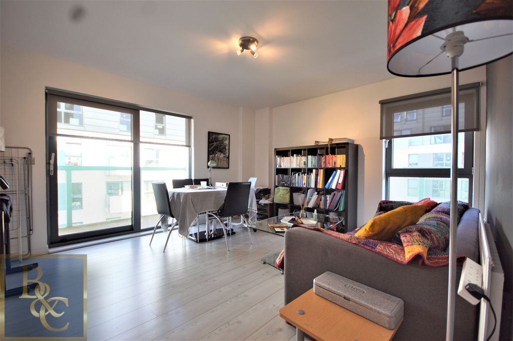 Property photo 3 of 12