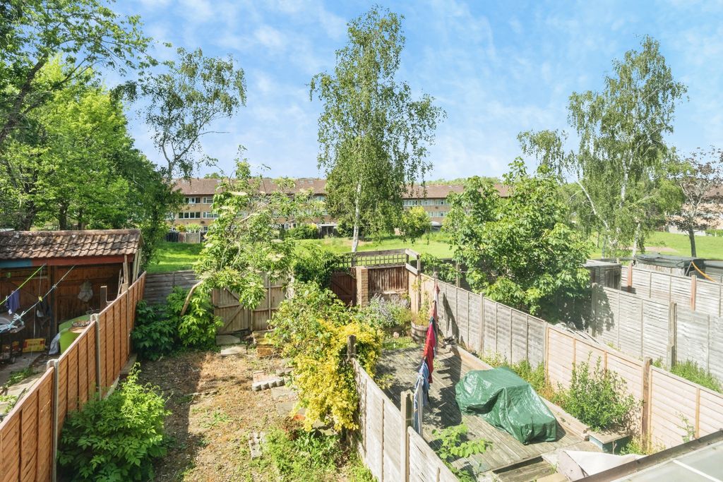 Property photo 3 of 20