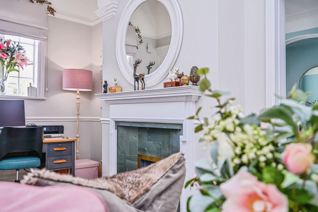 Property photo 3 of 19 Pbox-Img.Jpg
