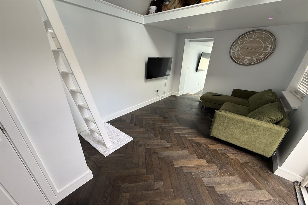 Property photo 2 of 7 Other