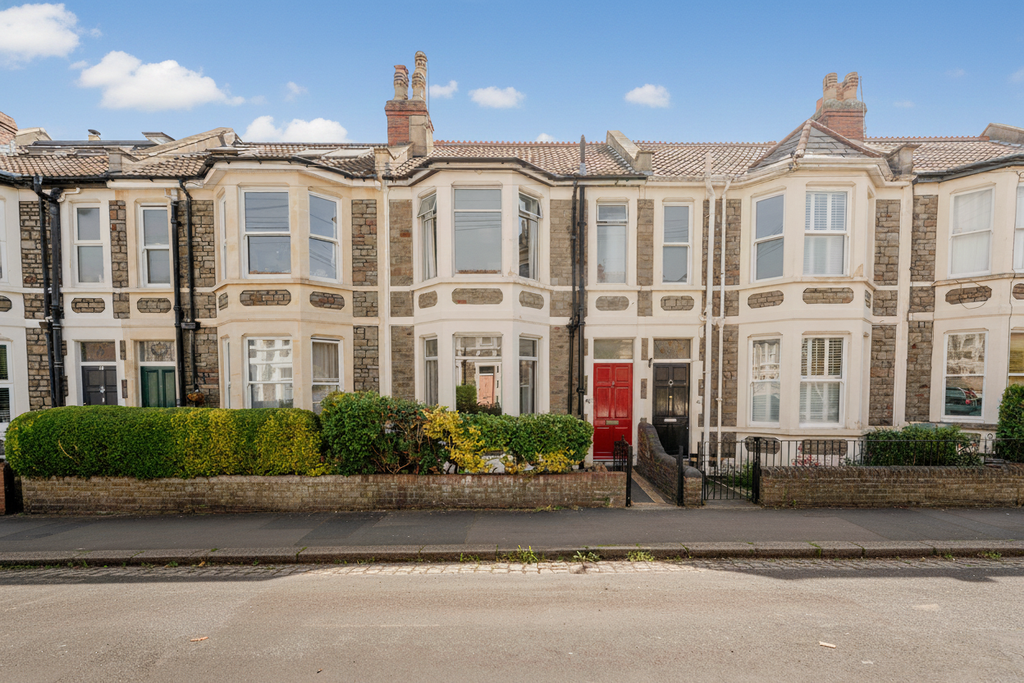 Property photo 3 of 15 36
