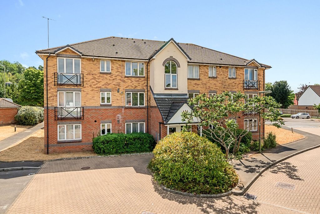 Property photo 1 of 12 1-6A74c328d0c9d-1...