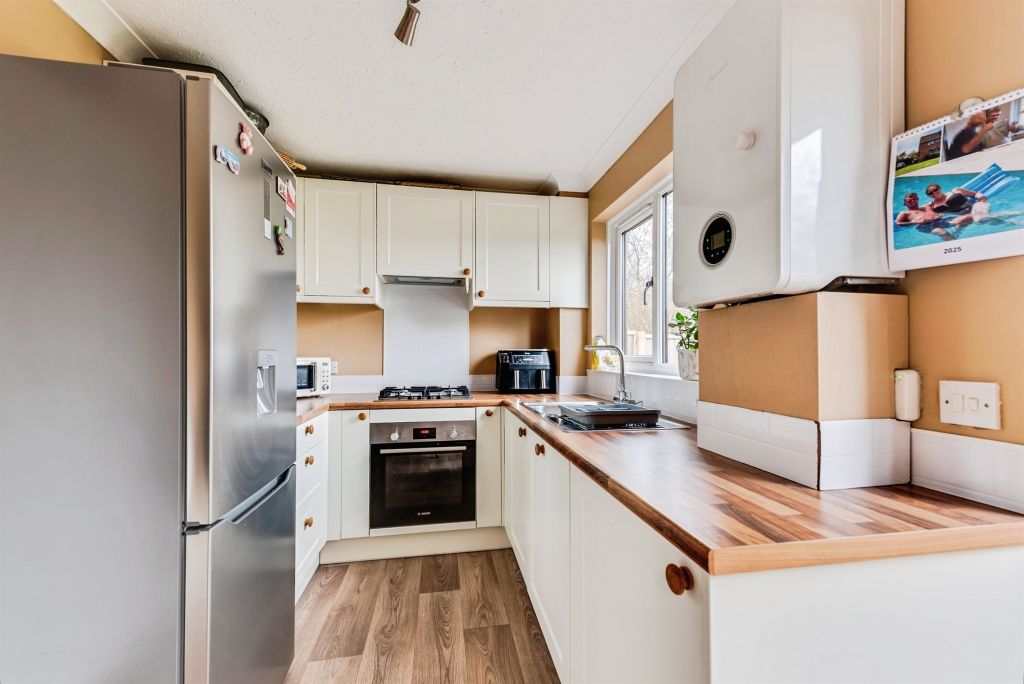 Property photo 3 of 17