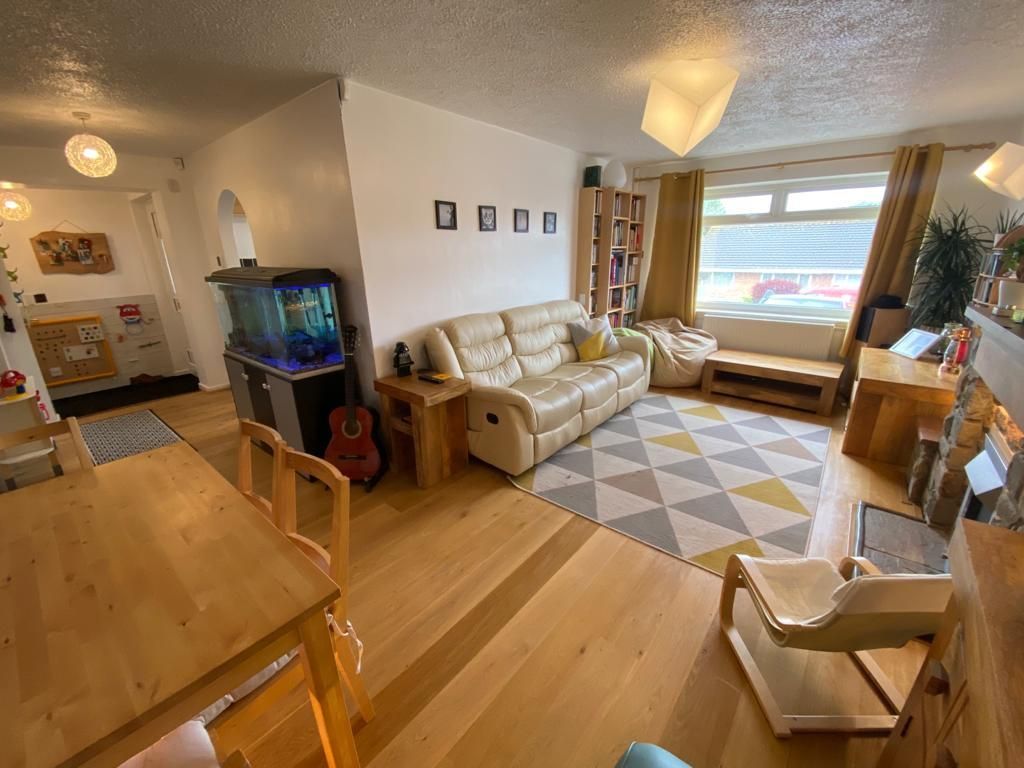 Property photo 3 of 19 Living/Dining Area