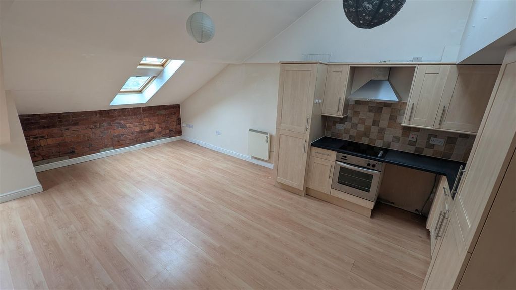 Property photo 2 of 9 Open Plan Living Space