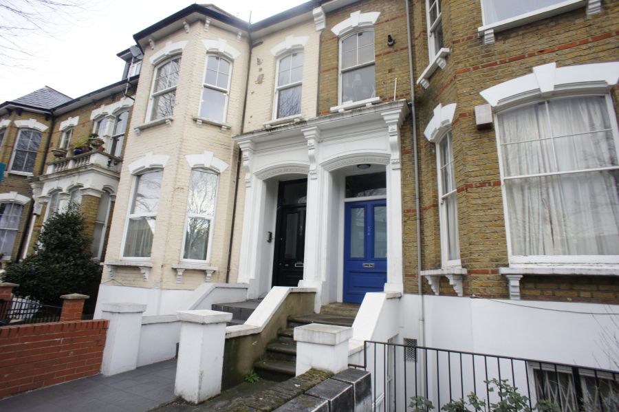 Property photo 2 of 6 Gallery