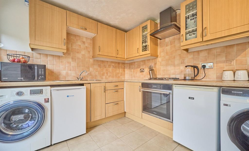 Property photo 2 of 13 Manor Road 1.Jpg