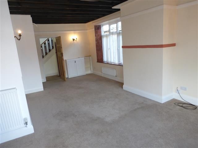 Property photo 1 of 9 Living Room