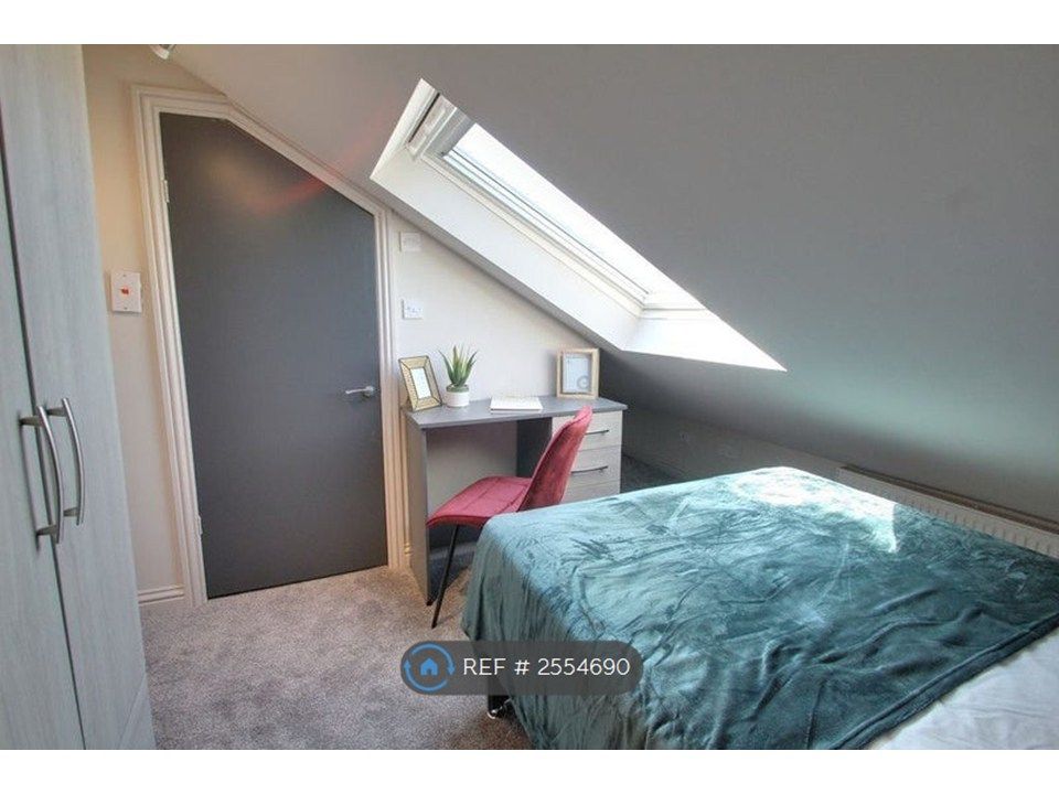 Property photo 2 of 6